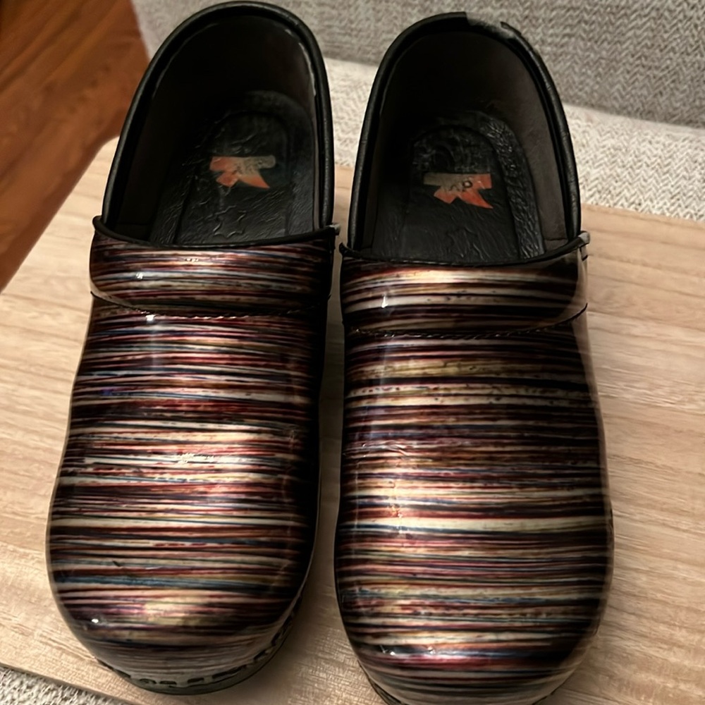 Dansko size 38